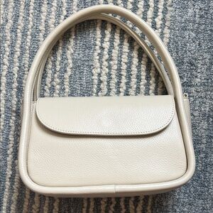 Cream Structured Shoulder Bag with Minimalist Design